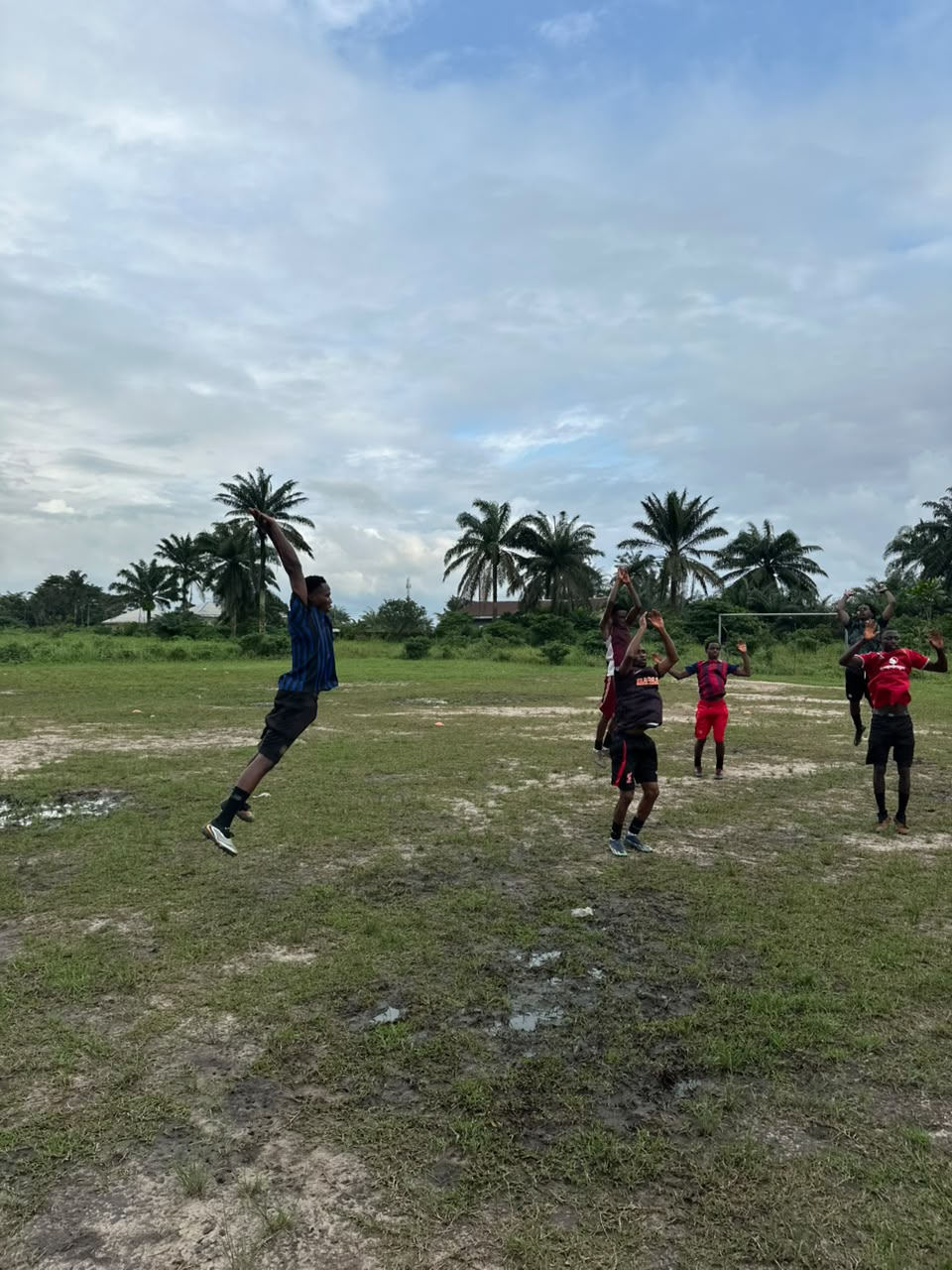 Central Force players training together on the pitch